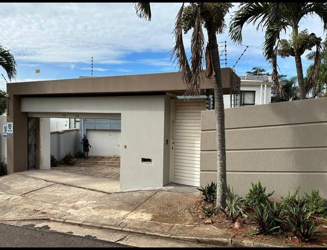 3 BEDROOM TOWNHOUSE FOR SALE IN GLENWOOD